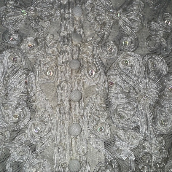 The White House Sheer Ribbon Embroidered Beaded Long Sleeve Ivory Shirt Petite P - Picture 5 of 11